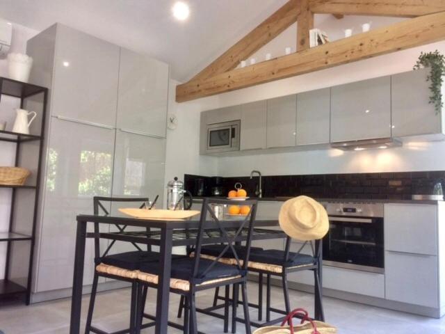 Gite Sous Le Cerisier Apartment Palaldo Bagian luar foto